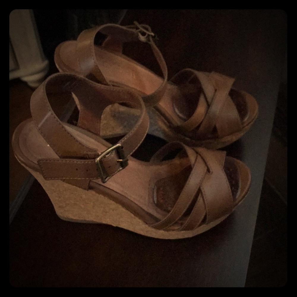 Aldo wedges